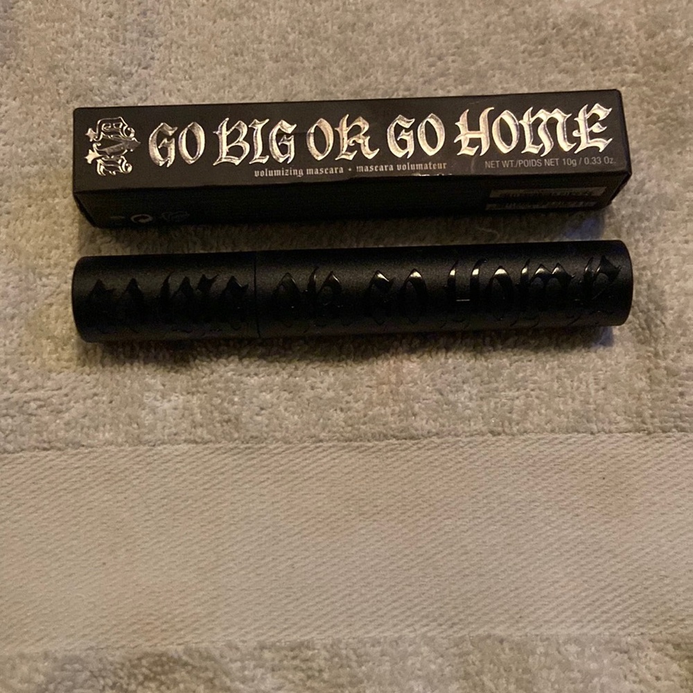 NWB Kat Von D (KVD beauty) Go Big or Go Home mascara